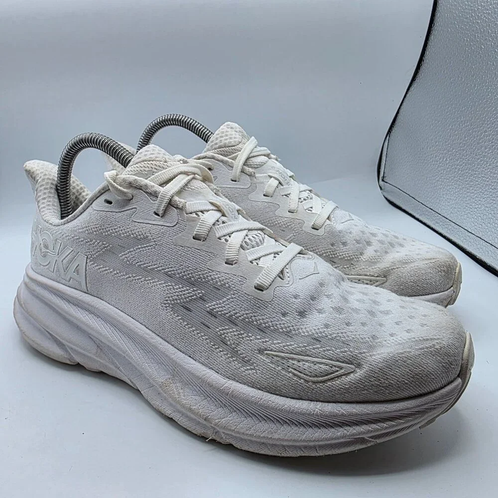 Hoka One One Clifton 9 Womens Size 8 B Triple White Athletic Shoes Running Walk